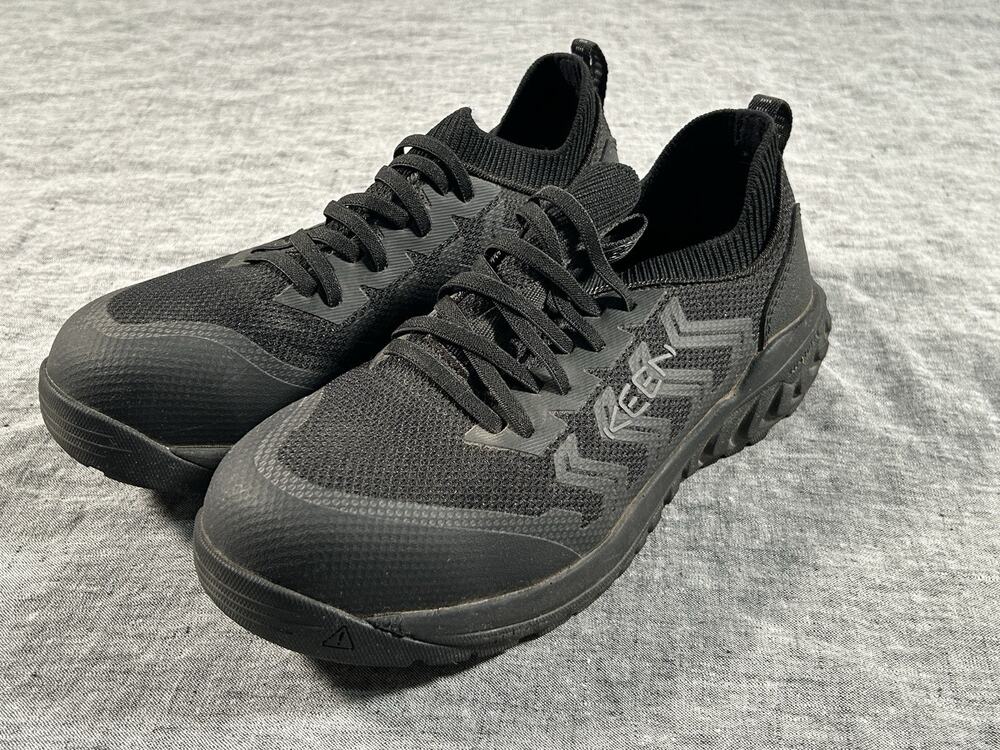 KEEN Utility Arvada Shift Work Shoes Womens 8W Black Carbon Toe Slip Resistant